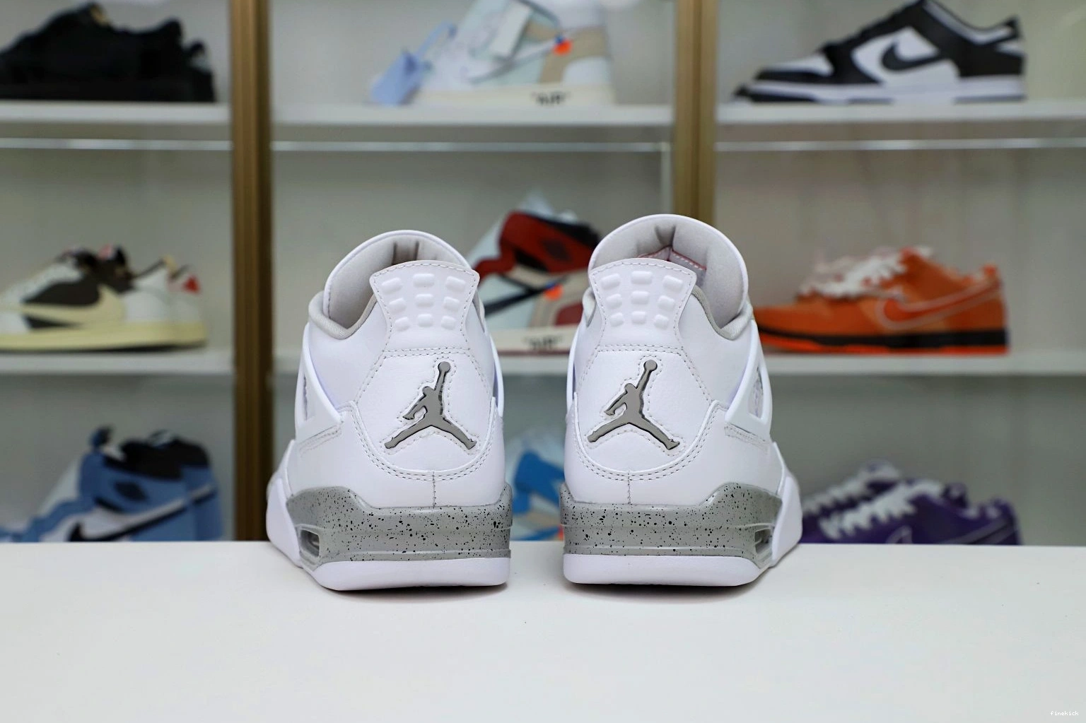 RETRO JORDAN 'WHITE OREO' 4 AIR 0921